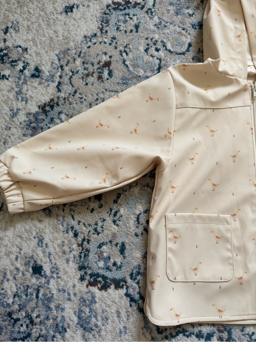 Quincy Mae Girls Kids Geese Print Raincoat, Sz 4-5 Yrs - Picture 2 of 14